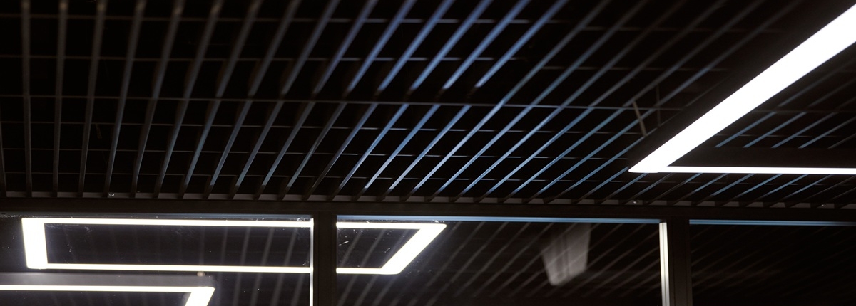 Modern,Office,Lighting.,Thin,Lamps,In,Office,Dark,Ceiling.,Led